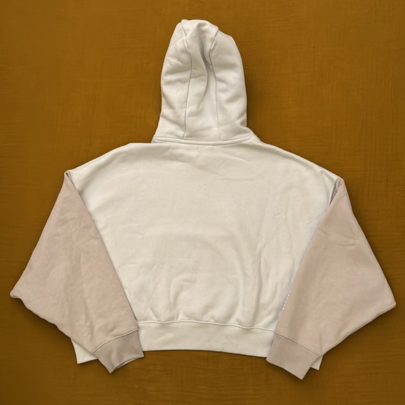 Nike ACG Therma-FIT
Women's "Tuff Knit" Fleece Hoodie - Picture 9 of 14